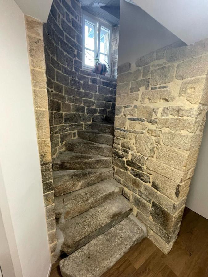 Spacieux N°1 En Centre Historique Landerneau Bagian luar foto